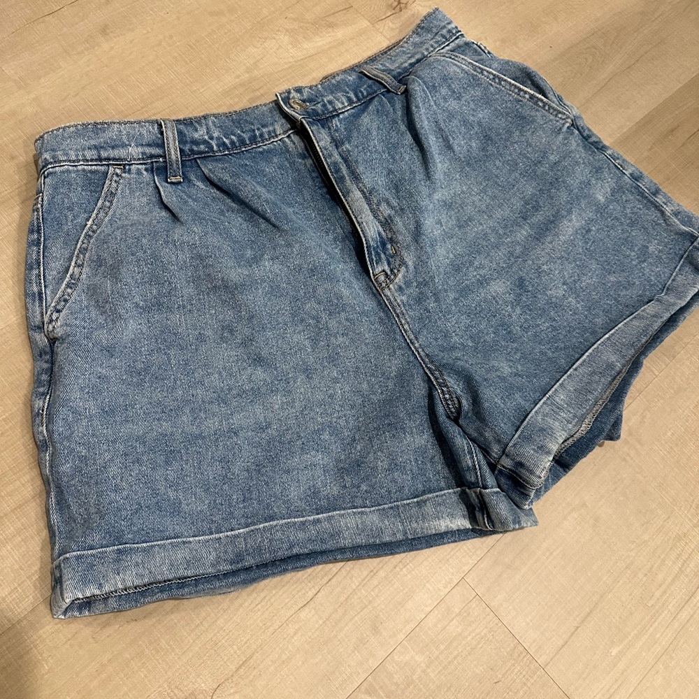 American Eagle Outfitters Light Blue Jean Shorts